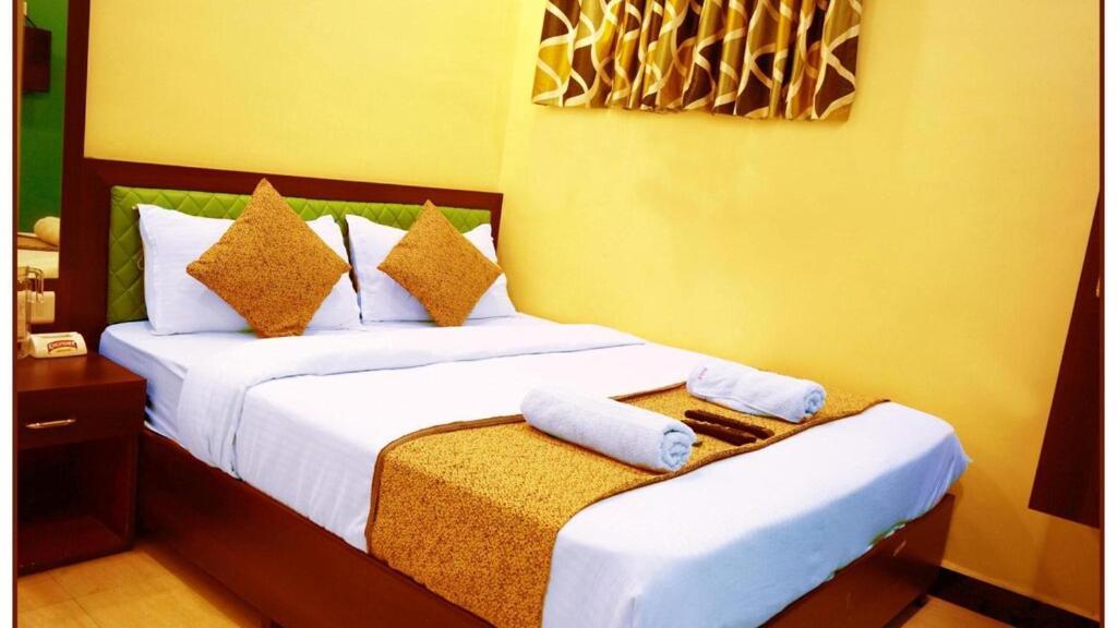 Grand Palace Inn - Mumbai — Photos 1